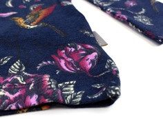 Creamie turtleneck total eclipse flowers